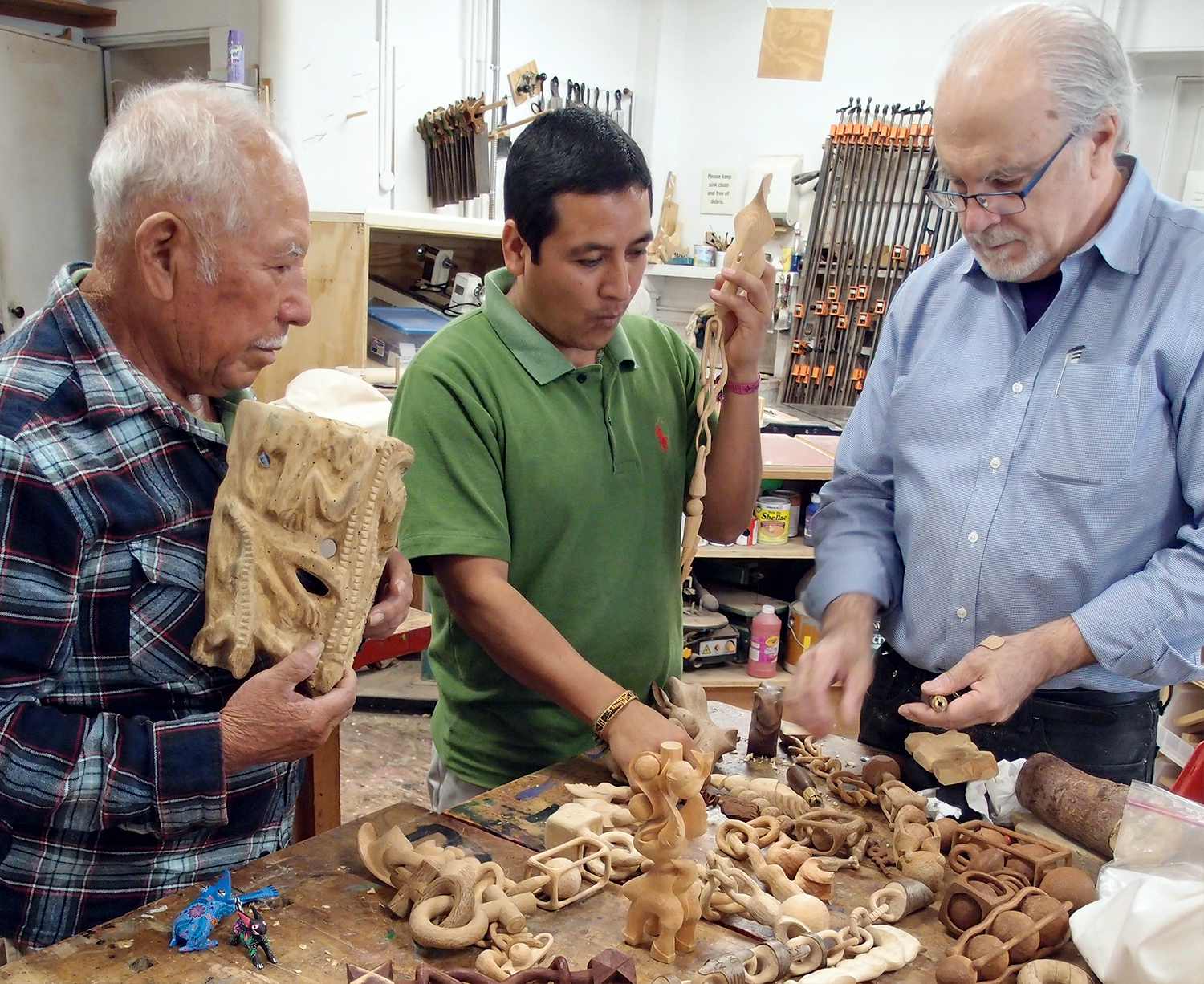 mexican_woodcarving_class_small